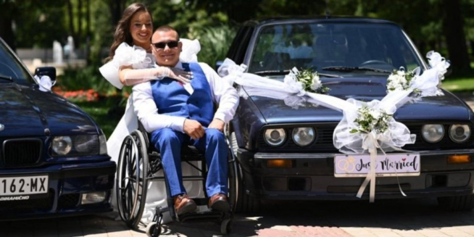 Oni su par koji pobeđuje sve! Miloš je i na venčanju bio u invalidskim kolicima i srca punog ljubavi za Kristinu!