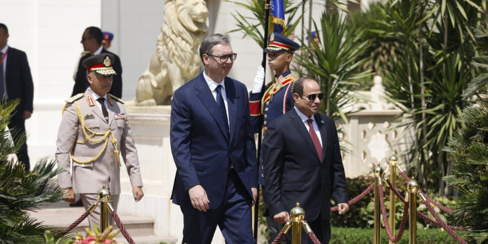 Uskoro zajedničke vežbe srpske i egipatske vojske! Vučić u Egiptu najavio važnu stvar za Srbiju