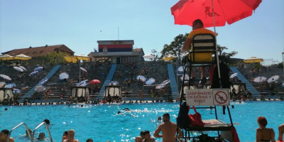 Tokom tropskog talasa, koji će trajati sve do 26. jula, važno je da kupači vode računa pri ulasku u vodu, jer može doći do fatalnih posledica, upozoravaju spasioci.