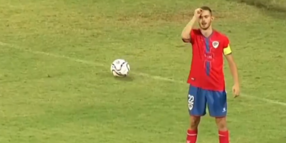 Dao gol, pa se prekrstio 3 puta usred Albanije! Ovako je fudbaler Borca ućutkao stadion (VIDEO)
