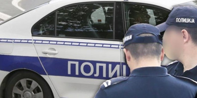 Teška saobraćajna nezgoda dogodila se sinoć u selu Zablaće kod Čačka, na starom magistralnom putu Čačak - Kraljevo.