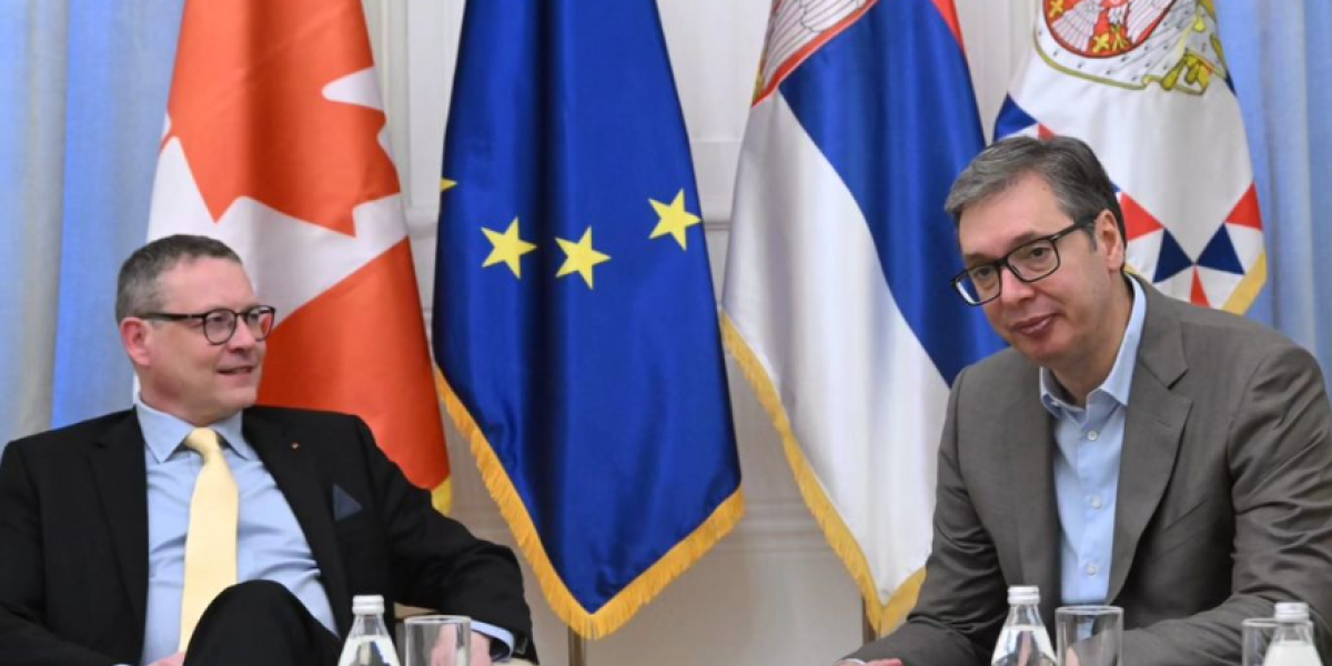 Vučić primio u oproštajnu posetu ambasadora Kanade: Poželeo sam Džajlsu Normanu puno uspeha na novoj dužnosti (FOTO)