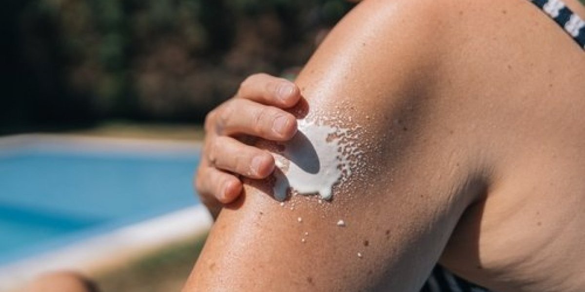 Ovu kremu za sunčanje nikako ne koristite: Može da napravi haos na koži (FOTO)