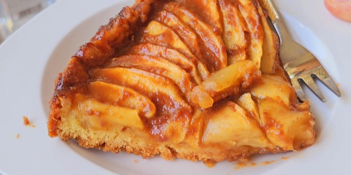 Tart sa jabukama! Poslastica koja odlično ide uz kafu (VIDEO)
