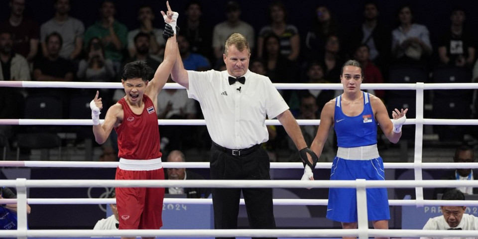 Trener srpske bokserke nezadovoljan: Sudije su odlučile... Za mene je ovo bila Sarina ubedljiva pobeda!