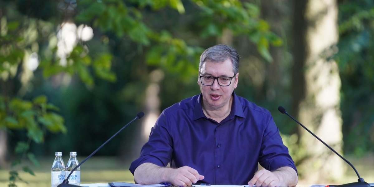 Predsednik Vučić prima u oproštajnu posetu ambasadorku Švedske Aniku Ben David