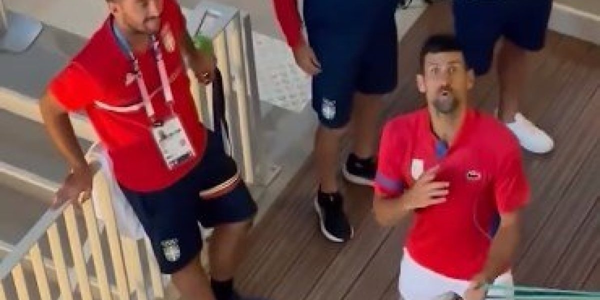 Kakav car! Novak zapalio društvene mreže i zapevao čuveni hit sa navijačima! (VIDEO)