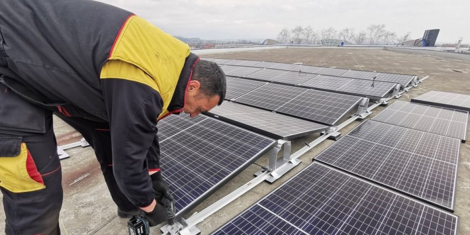 Ekološki pun pogodak! Šest kragujevačkih škola dobiće solarne elektrane