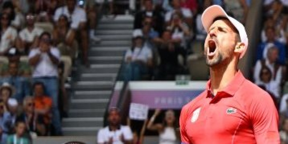 Novak vodi u finalu! Set za infarkt pripao Srbinu (FOTO/VIDEO)