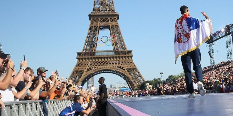 Javio se i Nole! Olimpijski šampion proslavio pobedu košarkaša u Parizu! (FOTO)