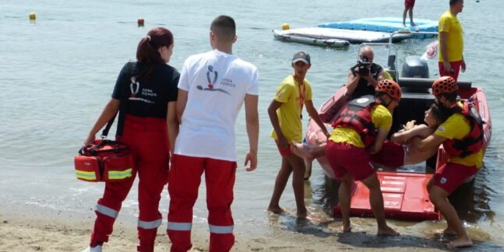 Drama na Savi! Ruskinja (78) se davila, izvukli je u poslednji čas: "Glava joj je nestala u vodi" (FOTO)