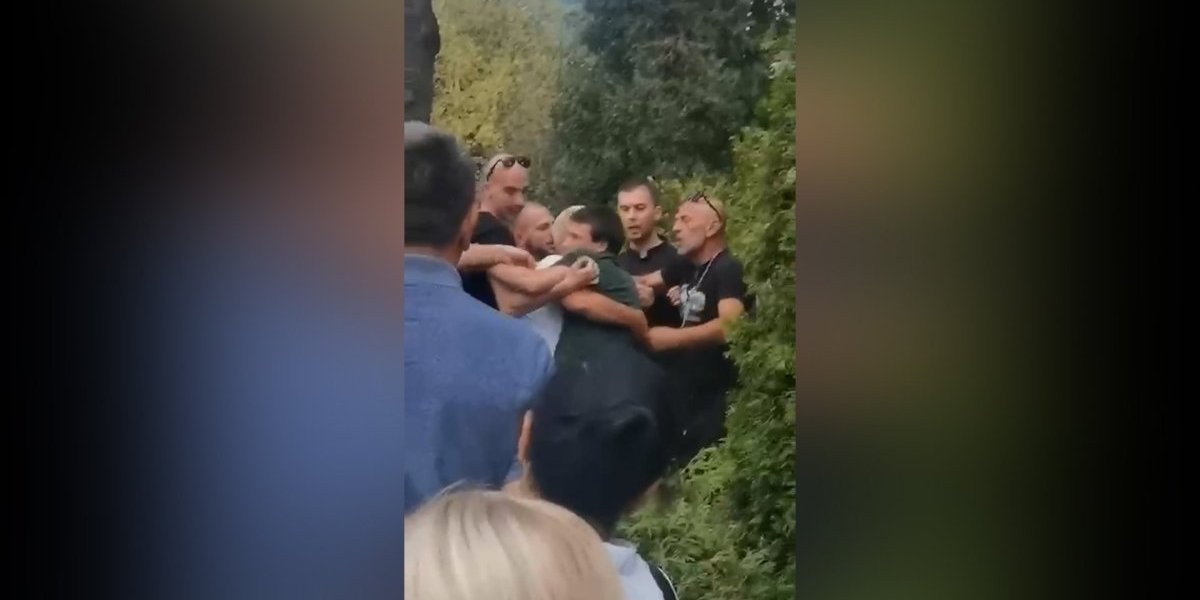 Lažni ekolozi se potukli međusobno! Pogledajte sramne scene na protestu Đilasa i Šolaka u Gornjem Milanovcu (VIDEO)