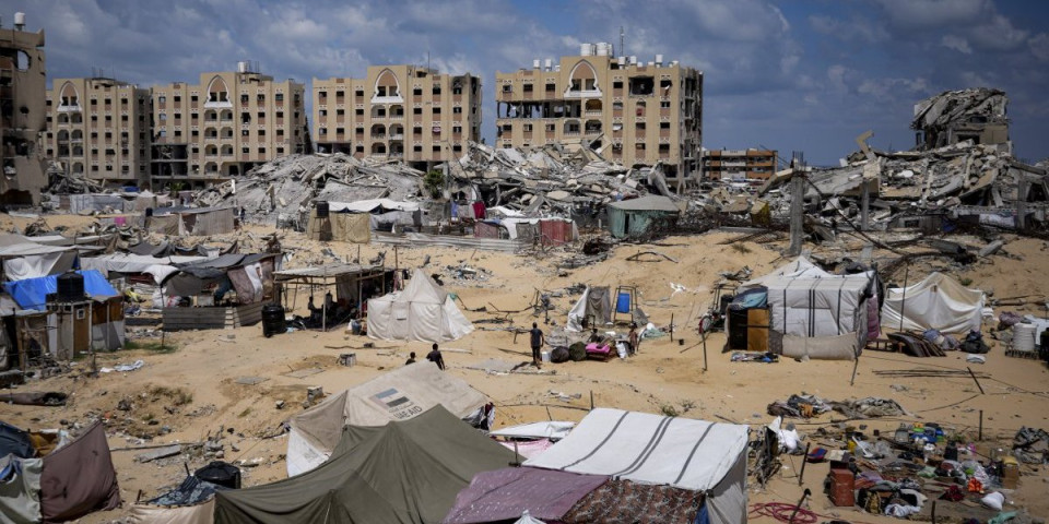 Nemaju krov nad glavom, a nemaju ni gde da se sakriju! U Gazi više nema prostora da se Palestinci sklone!