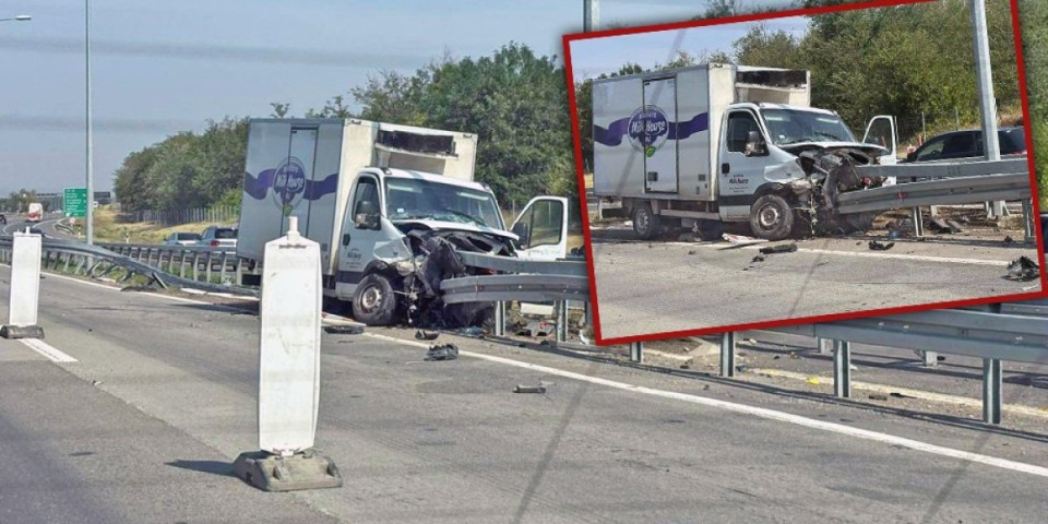 Jeziva saobraćajka na autoputu kod Pojata: Kamion probio bankinu (FOTO/VIDEO)