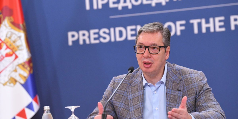 Vučić danas paraolimpijskom timu Srbije uručuje državnu zastavu koju će nositi na POI