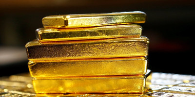 Predsednik Srbije Aleksandar Vučić izjavio je da će se nastaviti sa kupovinom zlata za rezerve.