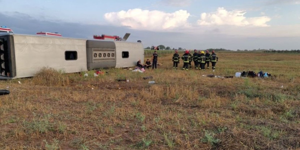 Dvoje ljudi poginulo, 33 povređeno: Vozač autobusa koji se prevrnuo na putu iz Grčke pravosnažno osuđen