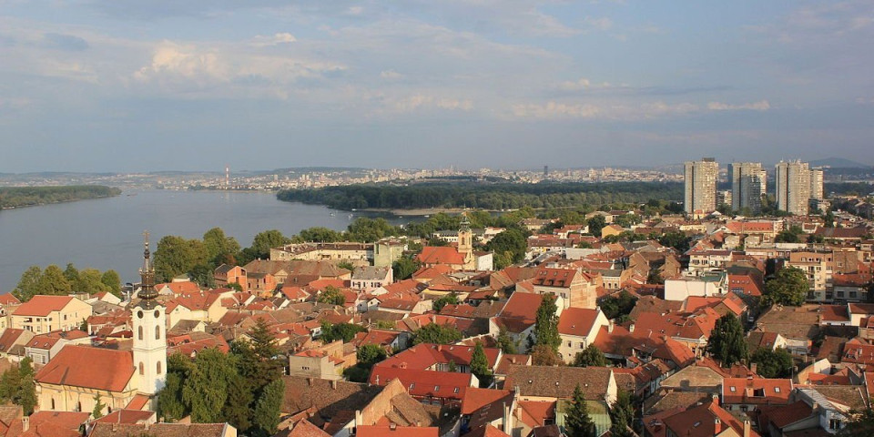 Počinje "Zemun fest"! Besplatna zabava za sve generacije, građani će uživati u dobroj muzici, hrani i piću!