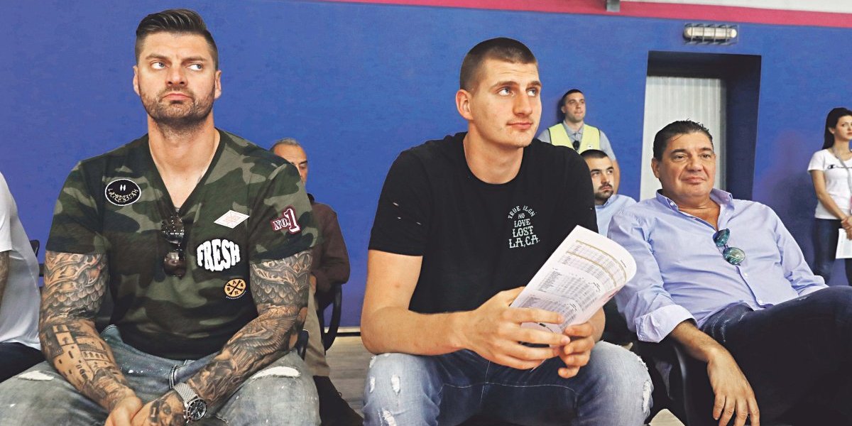 Navijači u šoku - Jokić u Las Vegasu, špijunira Denver (FOTO)