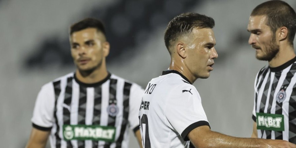 Partizan na ivici ambisa! Ni pobede u Evropi, a ni gola u Humskoj već 372 dana!