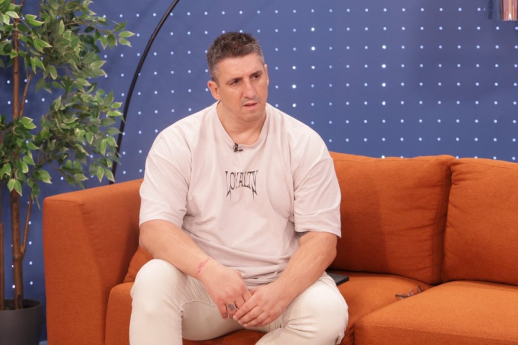 Kristijan unajmio detektive da sazna Kristinine tajne: "Ovde je sve što si tražio"