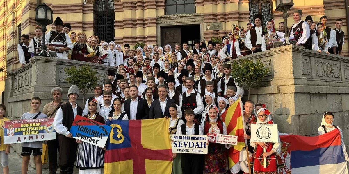 A u Vranju, šta vam duša ište! Kraj leta uz muziku domaćih zvezda