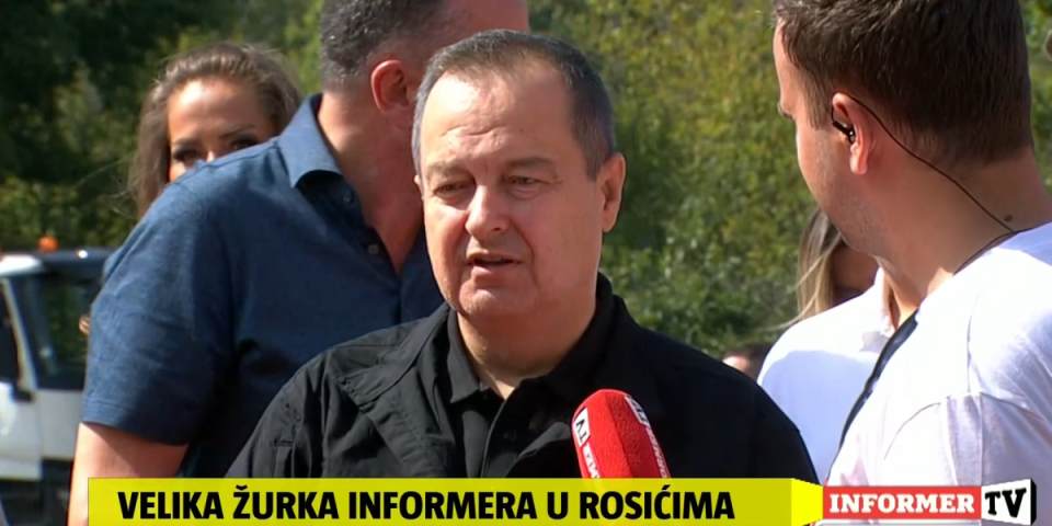 Ivica Dačić u Rosićima: Informer igra važnu ulogu na medijskoj sceni Srbije