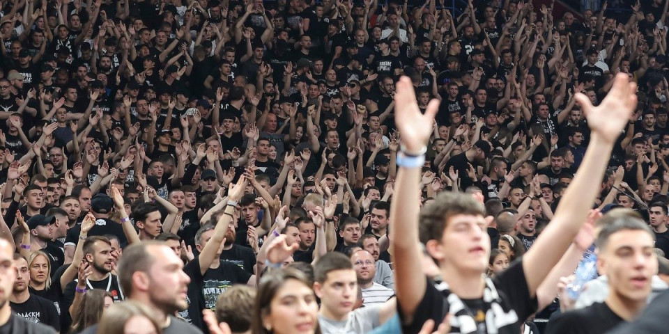 Partizan šokirao navijače! Neki će morati da izdvoje milion dinara za sezonsku kartu! (FOTO)