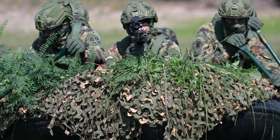 Glatko lice i neupadljiva kosa - Bliži se služenje vojnog roka 2026: Ovo regruti moraju da ispoštuju