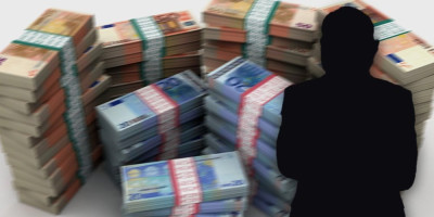 Nenad Čanak, bivši lider LSV i osvedočeni autonomaš koji ne propušta priliku da pljuje po Srbiji i Srpskoj pravoslavnoj crkvi, u toj istoj Srbiji ima pozamašnu imovinu.