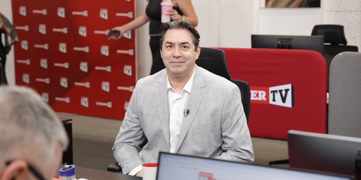 Glumac Rastko Janković: "Deci je mesto u školi"