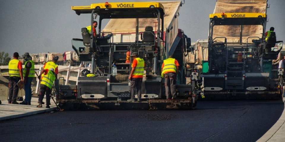 Važno upozorenje za vozače! Od danas do 5. oktobra zbog radova biće preusmeren saobraćaj na ove 2 deonice