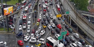 Danas je Autokomanda sinonim za gužve, ali malo ko zna zašto ovaj kružni tok nosi tako neobično i strano ime.