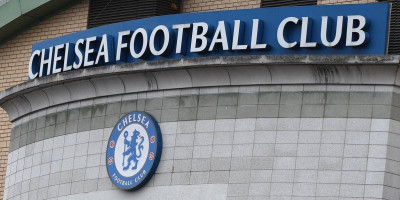 Mediji na ostrvu londonska policija je posle derbija Čelsija i Fulama (2:0) na "Stamford bridžu" uhapsila muškarca za kog se sumnja da je planirao masovnu pucnjavu.