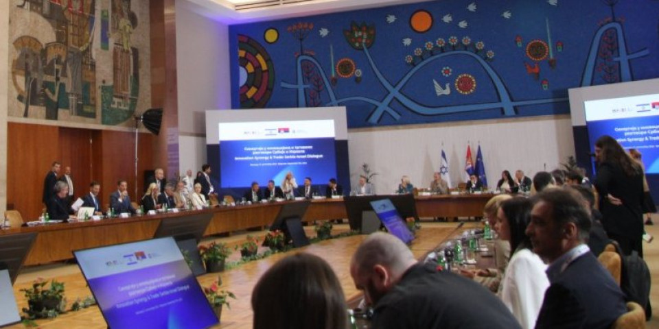 Sednica u Palati Srbije zbog NIS: Važno zasedanje - prisustvuju Ana Brnabić i Aleksandar Vučić