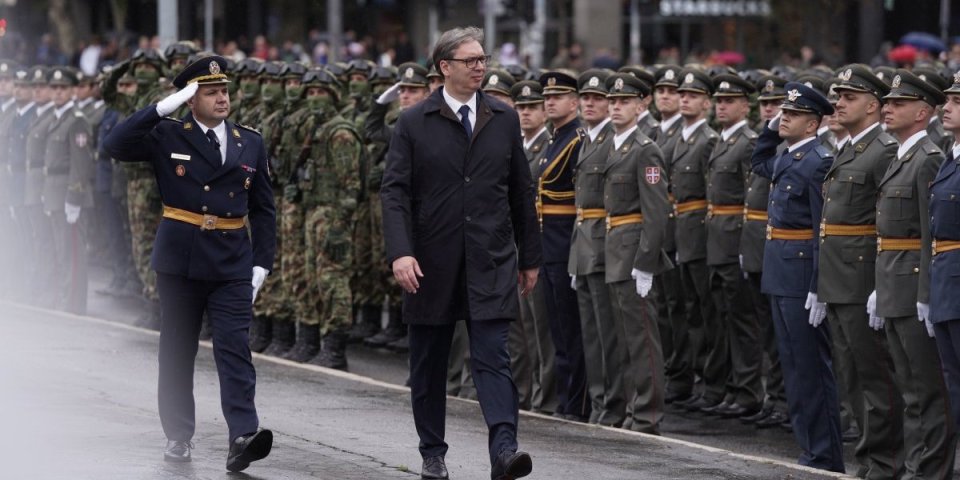 Vučić sutra na prikazu novih sredstava Vojske Srbije u Batajnici i na Pasuljanskim livadama (FOTO)