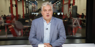 Advokat i predsednik Narodne stranke Vladimir Gajić nastavlja sa raskrinkavanjem čelnih ljudi preduzeća Infrastruktura železnice Srbije, koje je odgovorno za nadstrešnicu u Novom Sadu.