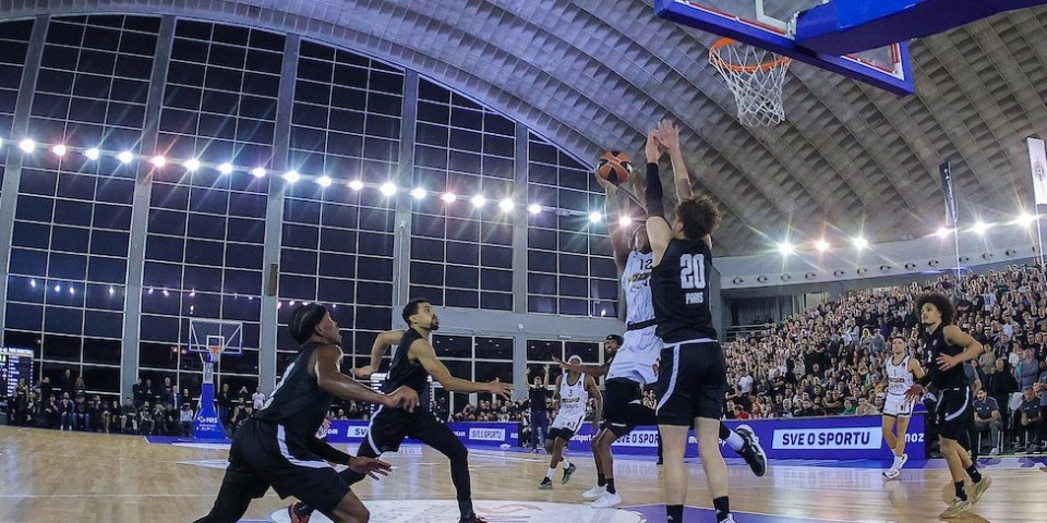 Partizan dobio igru nerava protiv Pariza! Crno-beli nastavili pobednički niz, Dejvis uz zvuk sirene za pobedu!