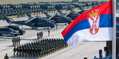 Vraćanje obaveznog vojnog roka u Srbiji predviđa da svake godine oko 20.000 mladih muškaraca bude regrutovano, a 15 dana obuke će provesti na terenu.