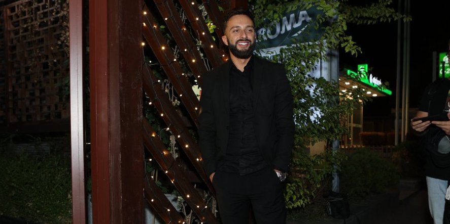 "Ovako ne mogu da radim": Voditelj Pinka pobesneo usred emisije uživo, gosti ga isterali iz takta