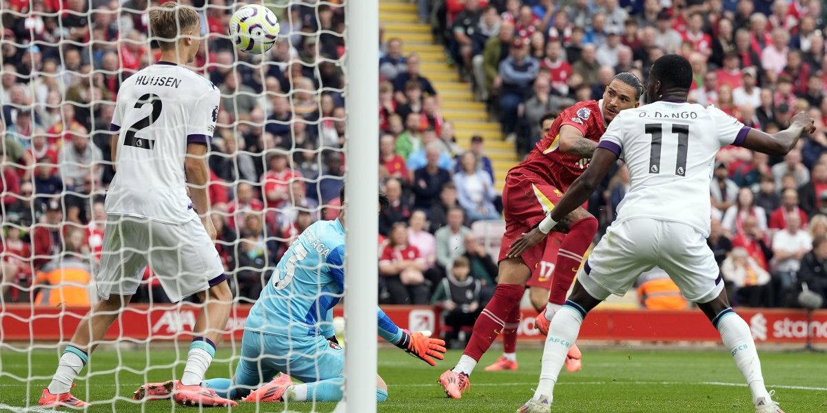 Liverpul ponovo na pobedničkom koloseku! Totenhem slavio u malom londonskom derbiju!