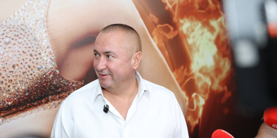 "Bio sam na metar od njega kada ga je gost ujeo": Muzičar o haosu sa Đanijem na svadbi