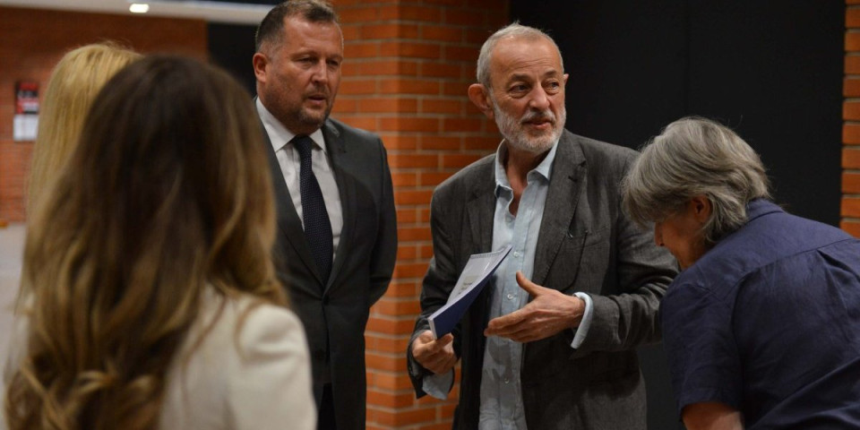 Suđenje Miki Aleksiću odloženo na neodređeno: I danas skoro prazna sudnica