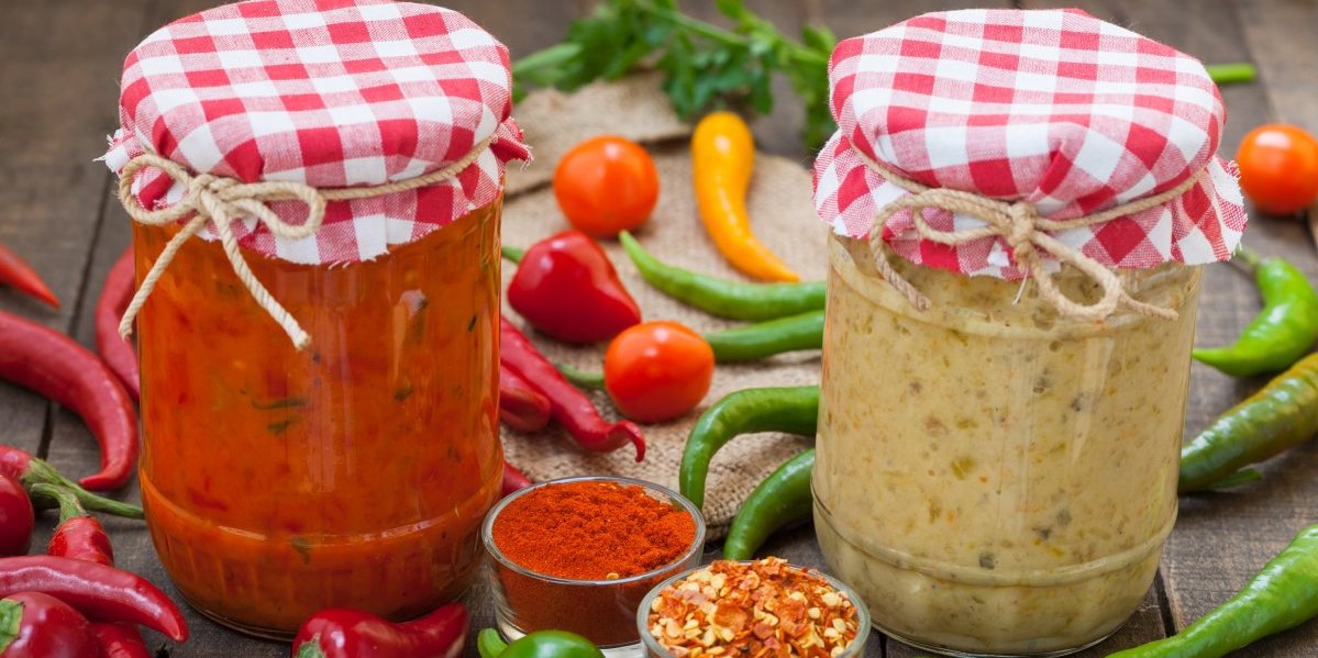 Beli ajvar zaludeo domaćice širom Srbije! Poseban sastojak daje šmek, a ukus je nestvaran