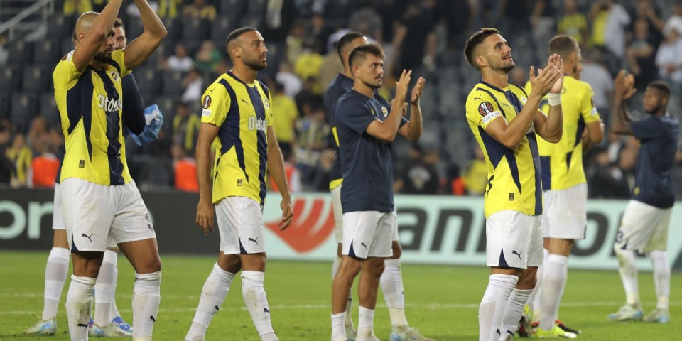 Srbin sa klupe do trijumfa! Tadićev Fener i Rendžers krenuli pobedama u Ligi Evrope!