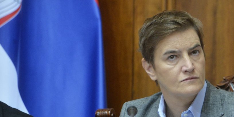 Brnabić se zahvalila poslanicima vladajuće većine jer su obezbedili kvorum za rad! Ovo je još jedan pokazatelj da opozicija odugovlači sednicu, beže od teme litijuma!