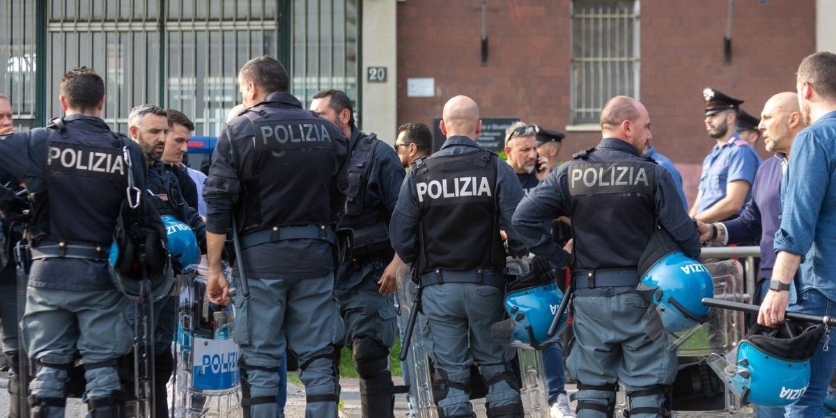 Skandal u Milanu! Policija upala u hotel i šikanirala srpske novinare u 6 ujutru