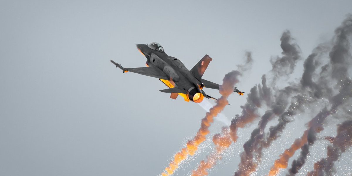 Novo "topovsko meso" spremno za krvavu borbu! Mladi Ukrajinci obučeni za NATO avione,  život cene sitno!