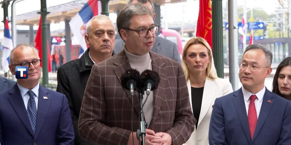 Vučić je poručio da je vodio najtežu politiku: Izdržao sam sve udare ovoga sveta da bismo danas imali najveće plate u regionu i da bi mogle da rastu i dalje!