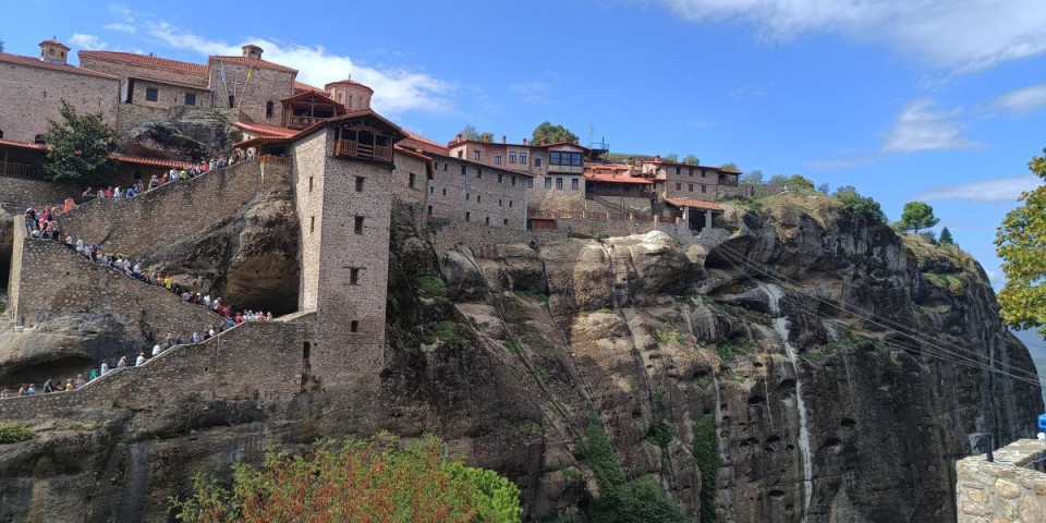 Najveći manastir na Meteorima podigao je poslednji vladar iz loze Nemanjića! Znate li o kome je reč?